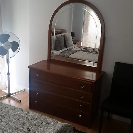 15 بيت شباب Lisboa