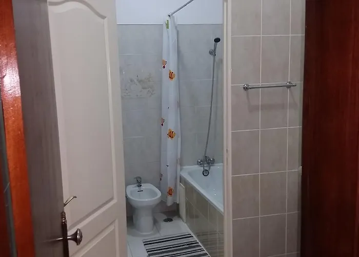 15 אכסניה ליסבון